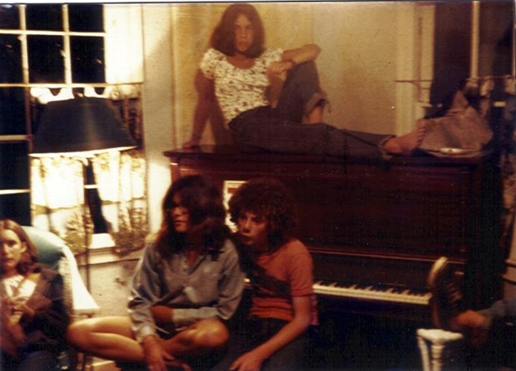 Sue Wasserkrug on piano in both pictures. Natalie Schaffer ONeill and Eric Mankin on the bench. Jane Handlesman to the left.
